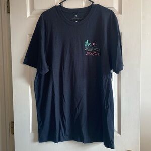Men’s rip curl tshirt with tags. Heathered black / blue in color.